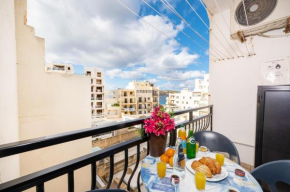 Seashells Apartments with terrace, just off the seafront in Bugibba - by Getawaysmalta